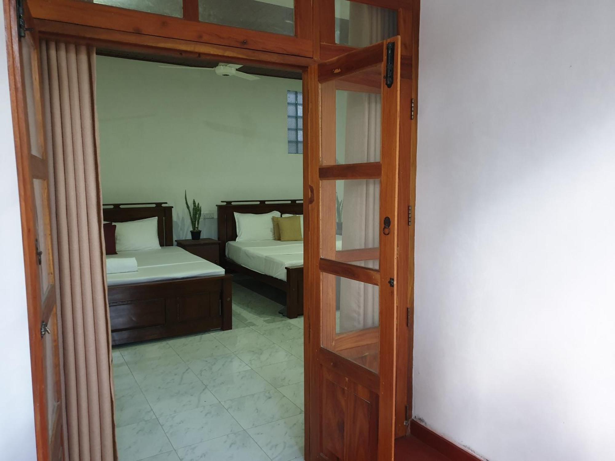 Enara Luxury Stay Katugastota Екстериор снимка