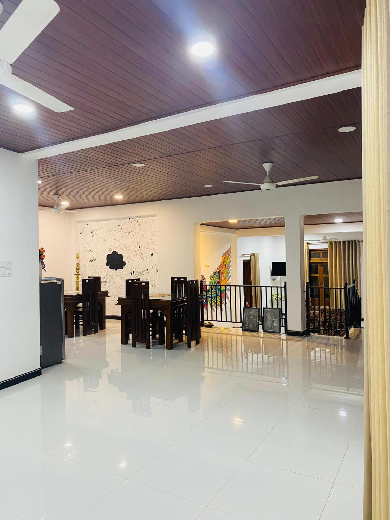 Enara Luxury Stay Katugastota Екстериор снимка