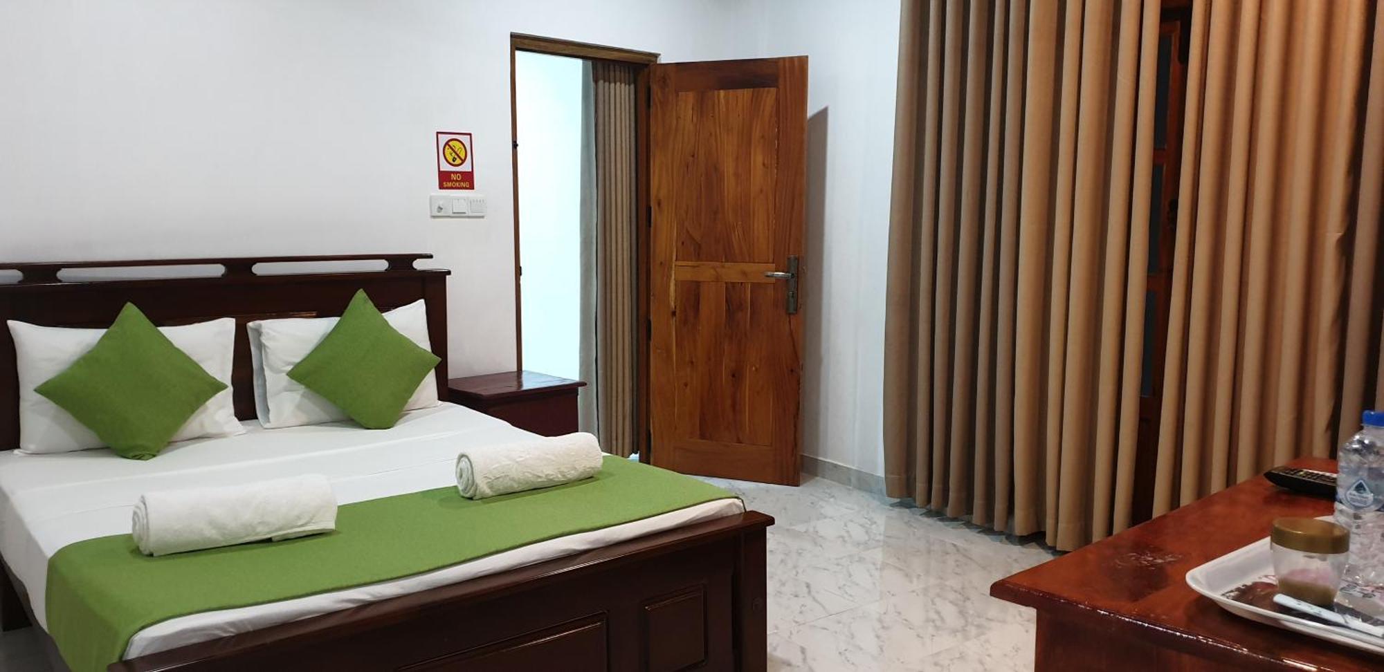 Enara Luxury Stay Katugastota Екстериор снимка